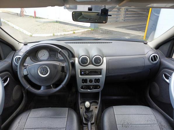 Renault Logan I Рестайлинг с пробегом 2012 года, цена 365 000 рублей, 235479 км, седан, Автокод Объявления