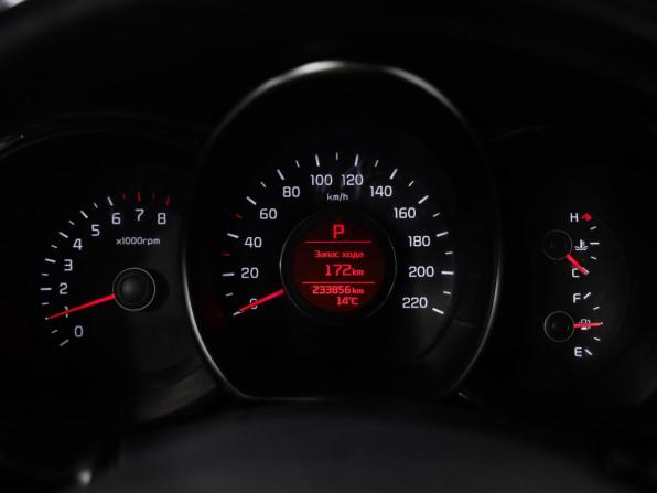Kia Rio III Рестайлинг с пробегом 2017 года, цена 998 000 рублей, 233855 км, хэтчбек, Автокод Объявления