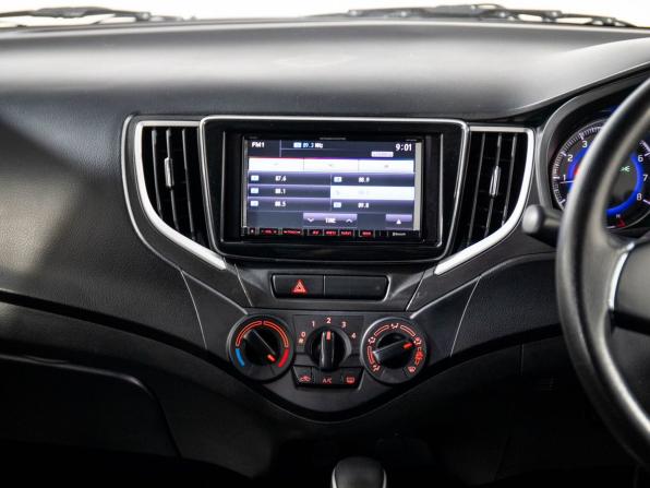 Suzuki Baleno II с пробегом 2016 года, цена 947 000 рублей, 100925 км, хэтчбек, Автокод Объявления