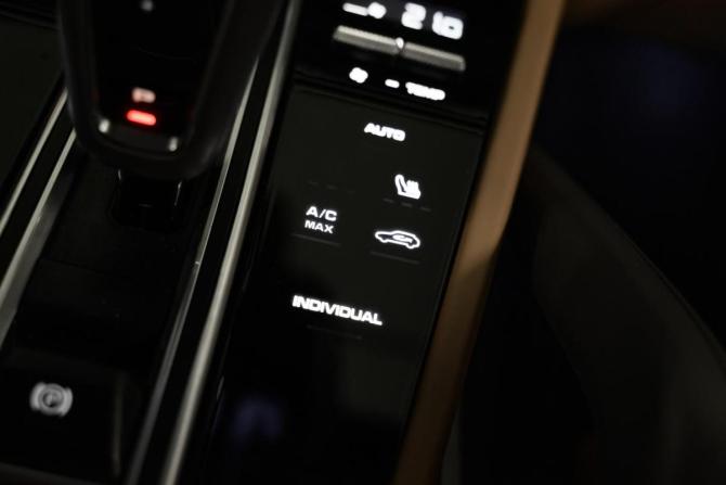Porsche Cayenne III с пробегом 2021 года, цена 9 299 000 рублей, 56745 км, внедорожник, Автокод Объявления