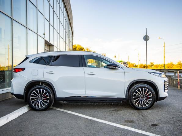 Exeed TXL I Рестайлинг с пробегом 2022 года, цена 2 548 000 рублей, 24416 км, внедорожник, Автокод Объявления