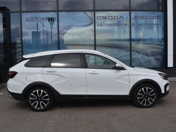 Lada (ВАЗ) Vesta I Рестайлинг (NG) с пробегом 2024 года, цена 1 350 000 рублей, 41364 км, универсал, Автокод Объявления