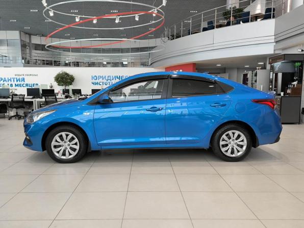 Hyundai Solaris II с пробегом 2019 года, цена 1 050 000 рублей, 60008 км, седан, Автокод Объявления