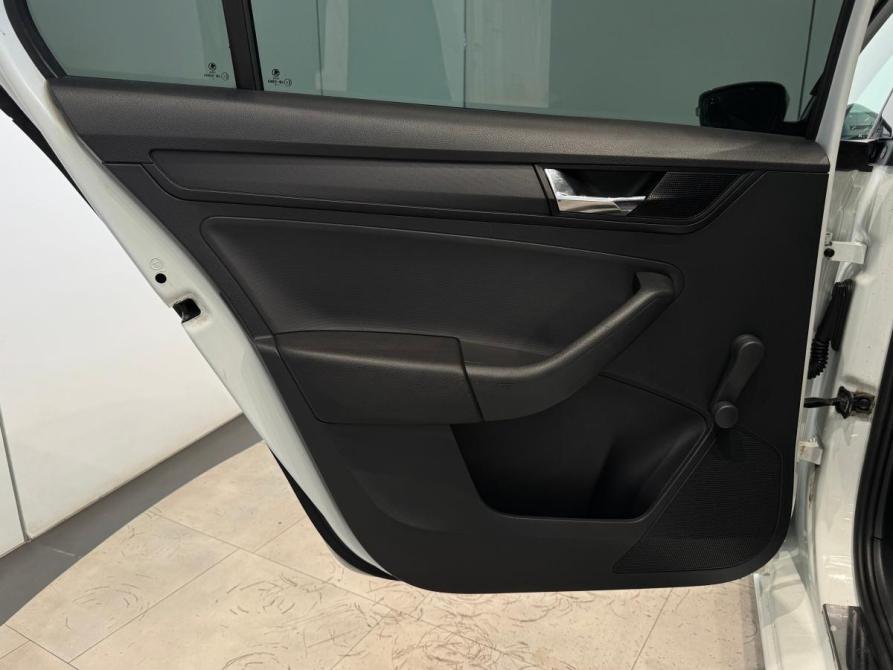 Skoda Rapid I Рестайлинг Волжский  - изображение 14