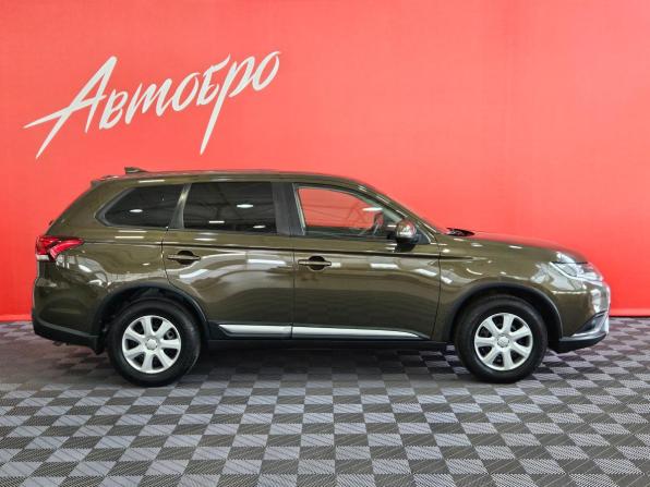 Mitsubishi Outlander III Рестайлинг 3 с пробегом 2019 года, цена 1 995 000 рублей, 135544 км, внедорожник, Автокод Объявления