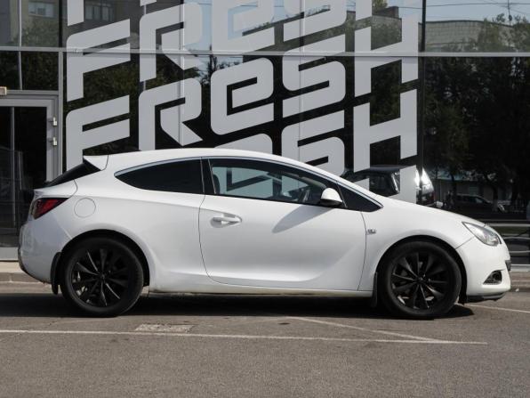 Opel Astra J Рестайлинг с пробегом 2014 года, цена 799 000 рублей, 231643 км, хэтчбек, Автокод Объявления