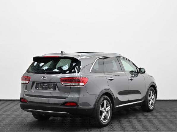 Kia Sorento III Prime Рестайлинг с пробегом 2017 года, цена 2 349 000 рублей, 235000 км, внедорожник, Автокод Объявления
