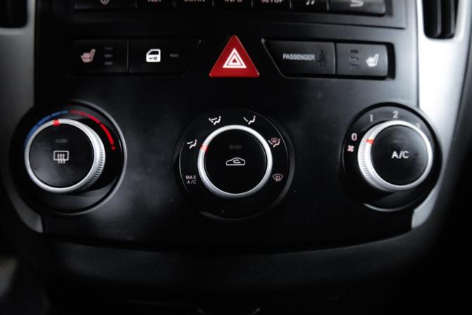 Kia Ceed I Рестайлинг с пробегом 2010 года, цена 630 000 рублей, 227864 км, хэтчбек, Автокод Объявления