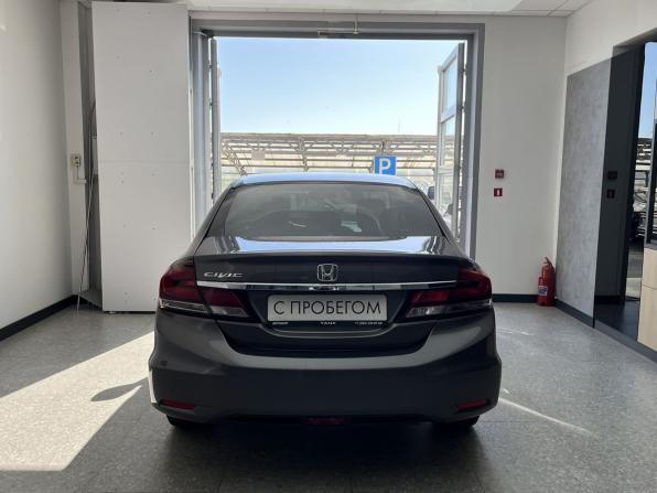 Honda Civic IX Рестайлинг с пробегом 2013 года, цена 1 250 000 рублей, 209000 км, седан, Автокод Объявления