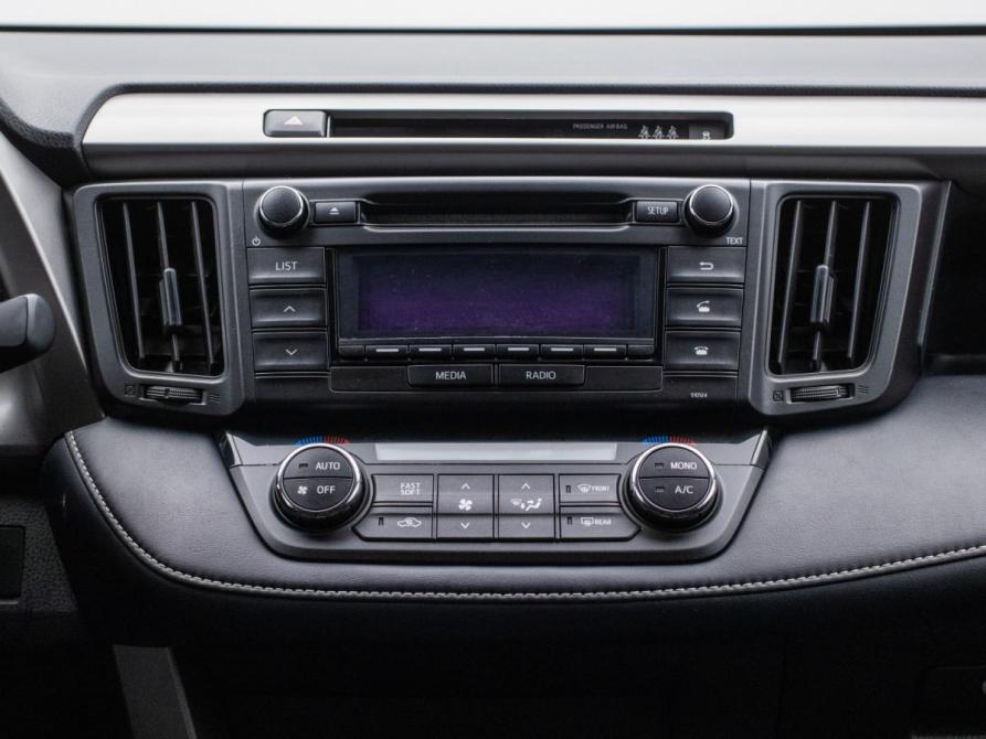 Toyota RAV4 IV (XA40) Рестайлинг Москва  - изображение 15