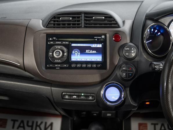 Honda Fit Shuttle I с пробегом 2012 года, цена 880 500 рублей, 205348 км, универсал, Автокод Объявления