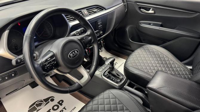 Kia Rio IV Рестайлинг с пробегом 2020 года, цена 1 450 000 рублей, 41812 км, седан, Автокод Объявления