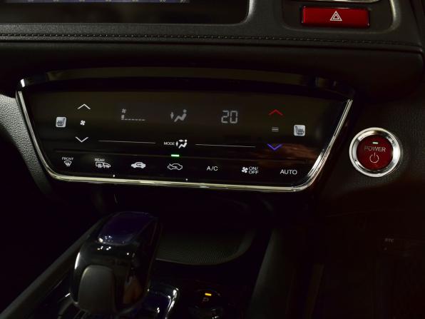 Honda Vezel I с пробегом 2014 года, цена 1 565 995 рублей, 178375 км, внедорожник, Автокод Объявления