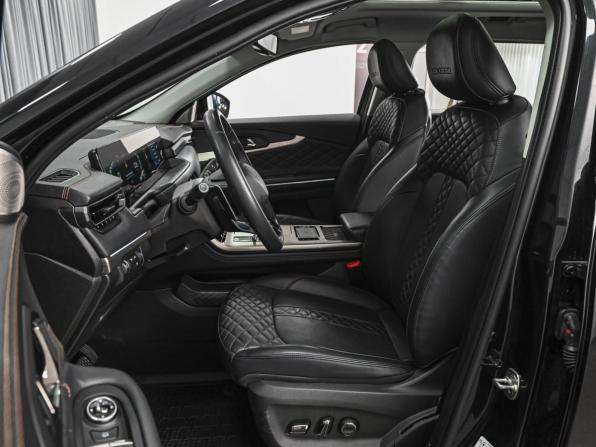 Exeed TXL I Рестайлинг с пробегом 2023 года, цена 2 159 000 рублей, 50018 км, внедорожник, Автокод Объявления