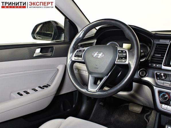 Hyundai Sonata VII (LF) Рестайлинг с пробегом 2018 года, цена 1 937 000 рублей, 122092 км, седан, Автокод Объявления