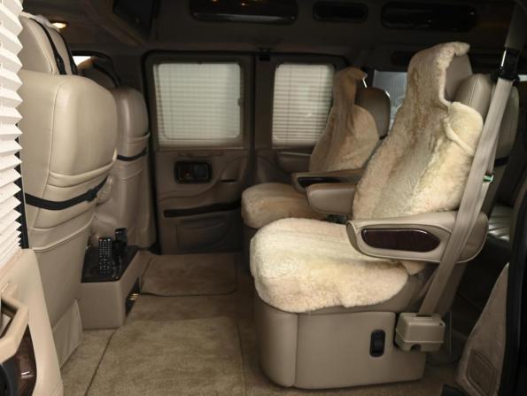 Chevrolet Express II с пробегом 2012 года, цена 9 850 000 рублей, 17230 км, минивэн, Автокод Объявления
