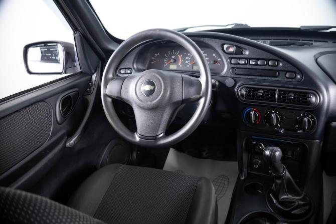 Chevrolet Niva I Рестайлинг с пробегом 2015 года, цена 629 000 рублей, 145000 км, внедорожник, Автокод Объявления
