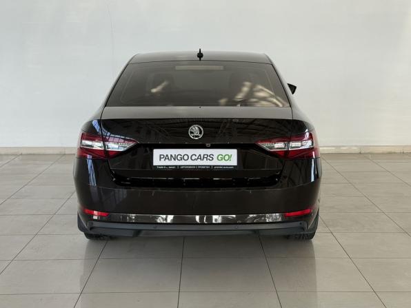 Skoda Superb III с пробегом 2018 года, цена 1 735 000 рублей, 215144 км, лифтбек, Автокод Объявления
