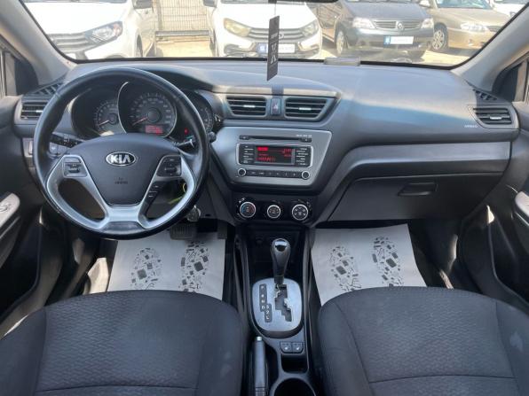 Kia Rio III Рестайлинг с пробегом 2016 года, цена 880 000 рублей, 155000 км, седан, Автокод Объявления
