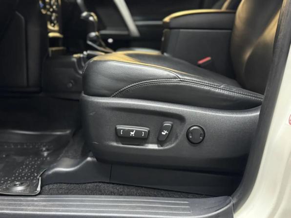 Toyota Land Cruiser Prado 150 Series Рестайлинг 3 с пробегом 2021 года, цена 5 397 000 рублей, 63500 км, внедорожник, Автокод Объявления
