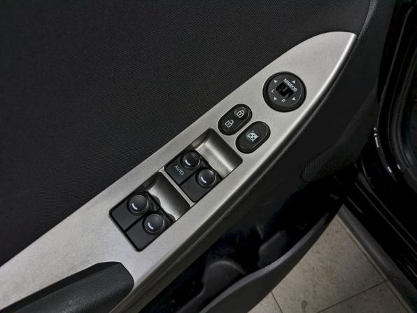 Hyundai Solaris I Рестайлинг с пробегом 2016 года, цена 850 000 рублей, 140606 км, седан, Автокод Объявления