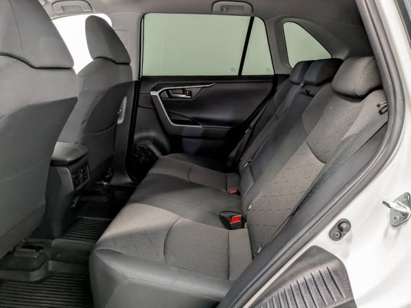 Toyota RAV4 V (XA50) с пробегом 2021 года, цена 3 800 000 рублей, 81956 км, внедорожник, Автокод Объявления