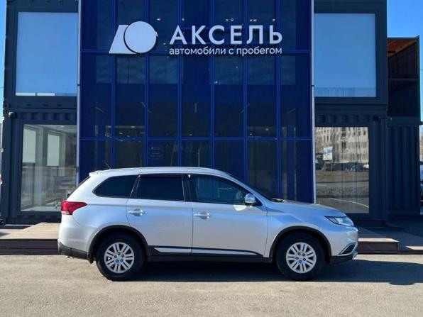 Mitsubishi Outlander III Рестайлинг 2 с пробегом 2015 года, цена 1 425 000 рублей, 171000 км, внедорожник, Автокод Объявления