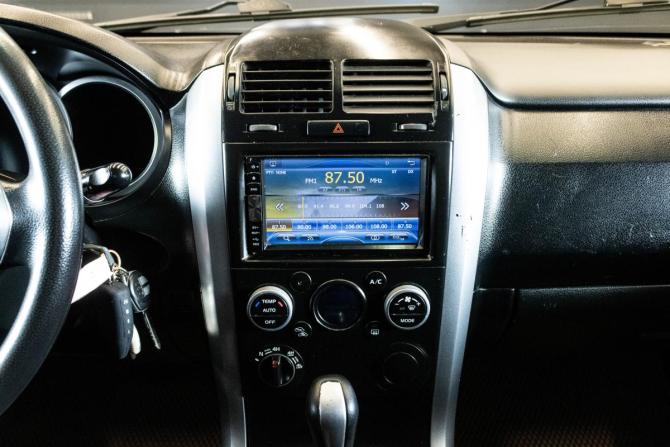 Suzuki Grand Vitara II Рестайлинг с пробегом 2010 года, цена 1 050 000 рублей, 278343 км, внедорожник, Автокод Объявления