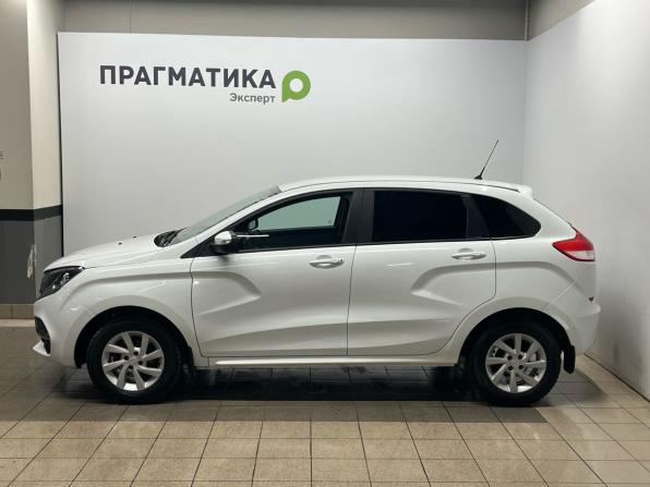 Lada (ВАЗ) XRAY I с пробегом 2017 года, цена 699 000 рублей, 130755 км, хэтчбек, Автокод Объявления