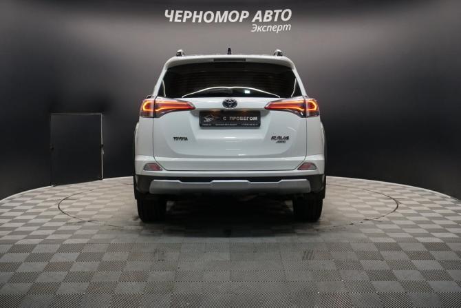 Toyota RAV4 IV (XA40) Рестайлинг с пробегом 2018 года, цена 2 547 000 рублей, 198000 км, внедорожник, Автокод Объявления