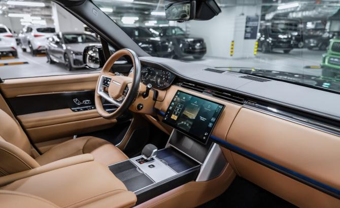 Новый Land Rover Range Rover V 2026 года, цена 24 500 000 рублей, внедорожник, Автокод Объявления