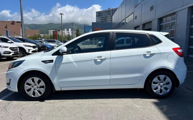 Kia Rio III с пробегом 2012 года, цена 770 000 рублей, 175000 км, хэтчбек, Автокод Объявления