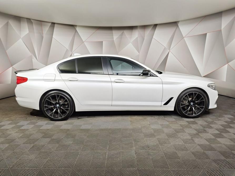 BMW 5 серии VII (G30/G31/G38) Москва  - изображение 6