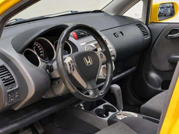 Honda Jazz I Рестайлинг с пробегом 2007 года, цена 589 000 рублей, 190000 км, хэтчбек, Автокод Объявления