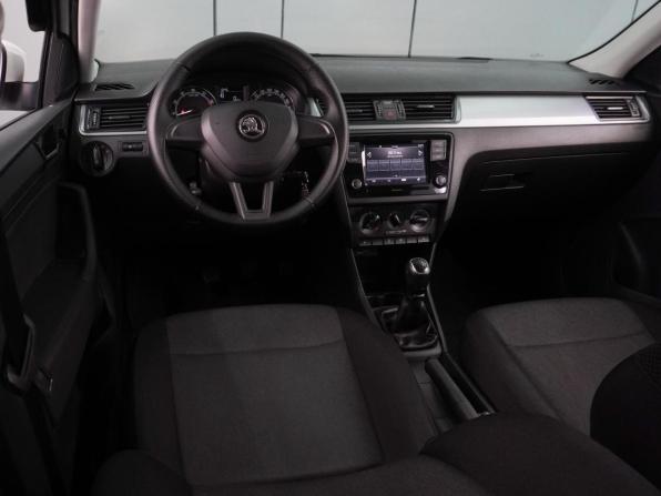 Skoda Rapid I Рестайлинг с пробегом 2018 года, цена 1 179 000 рублей, 145539 км, лифтбек, Автокод Объявления
