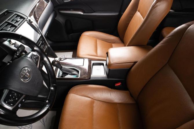 Toyota Camry VII (XV50) Рестайлинг с пробегом 2017 года, цена 1 999 000 рублей, 197331 км, седан, Автокод Объявления