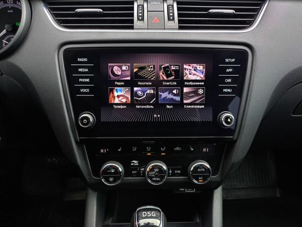 Skoda Octavia III (A7) Рестайлинг с пробегом 2018 года, цена 2 109 000 рублей, 54555 км, лифтбек, Автокод Объявления