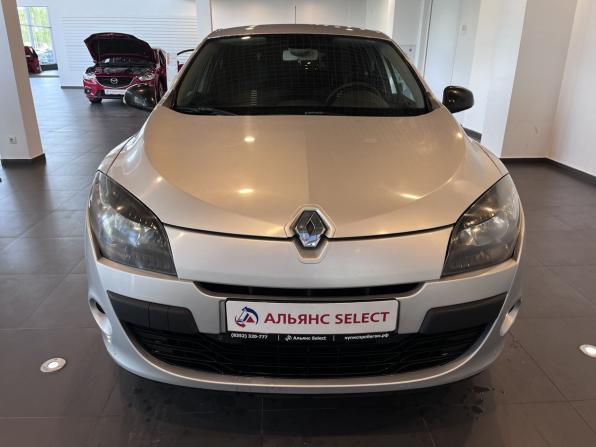 Renault Megane III с пробегом 2011 года, цена 500 000 рублей, 219578 км, универсал, Автокод Объявления