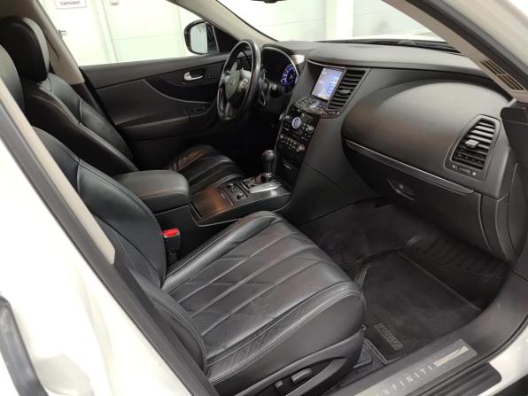 Infiniti QX70 с пробегом 2013 года, цена 2 100 000 рублей, 199288 км, внедорожник, Автокод Объявления