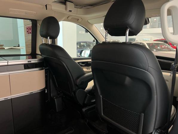 Mercedes-Benz Marco Polo III (W447) Рестайлинг с пробегом 2021 года, цена 10 880 000 рублей, 61000 км, минивэн, Автокод Объявления