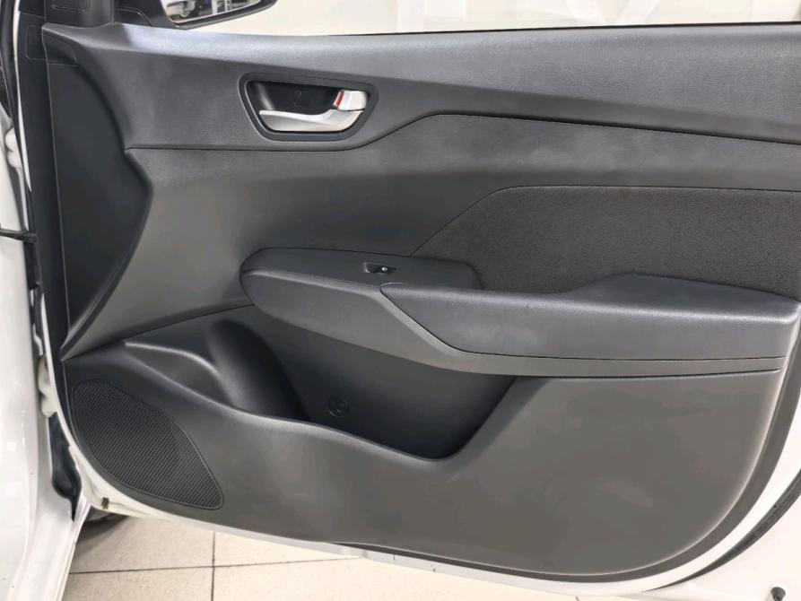 Hyundai Solaris II Рестайлинг Краснодар  - изображение 23