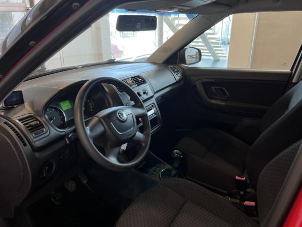 Skoda Fabia II Рестайлинг с пробегом 2011 года, цена 580 000 рублей, 133980 км, хэтчбек, Автокод Объявления
