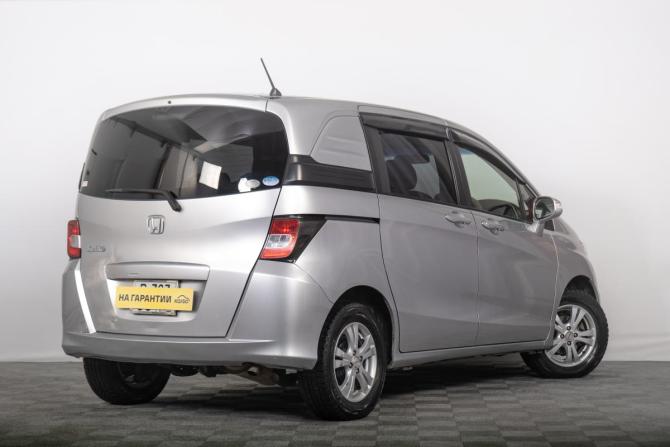 Honda Freed I с пробегом 2012 года, цена 1 199 000 рублей, 168000 км, компактвэн, Автокод Объявления