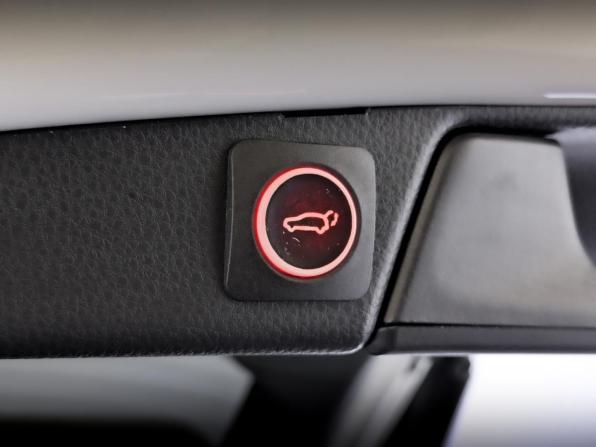 Toyota RAV4 V (XA50) с пробегом 2024 года, цена 4 150 000 рублей, 23431 км, внедорожник, Автокод Объявления