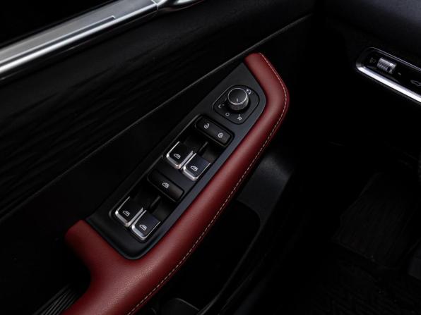 Geely Coolray I Рестайлинг с пробегом 2023 года, цена 2 165 000 рублей, 59198 км, внедорожник, Автокод Объявления