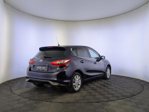 Nissan Tiida II с пробегом 2015 года, цена 1 050 000 рублей, 137295 км, хэтчбек, Автокод Объявления