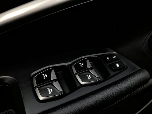 Hyundai Santa Fe III Рестайлинг с пробегом 2015 года, цена 1 964 500 рублей, 161041 км, внедорожник, Автокод Объявления