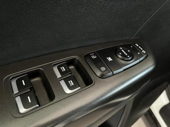 Kia Sportage IV с пробегом 2018 года, цена 2 010 000 рублей, 127938 км, внедорожник, Автокод Объявления
