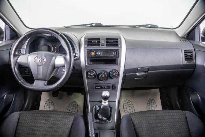 Toyota Corolla X (E140 E150) Рестайлинг с пробегом 2013 года, цена 1 049 000 рублей, 150000 км, седан, Автокод Объявления
