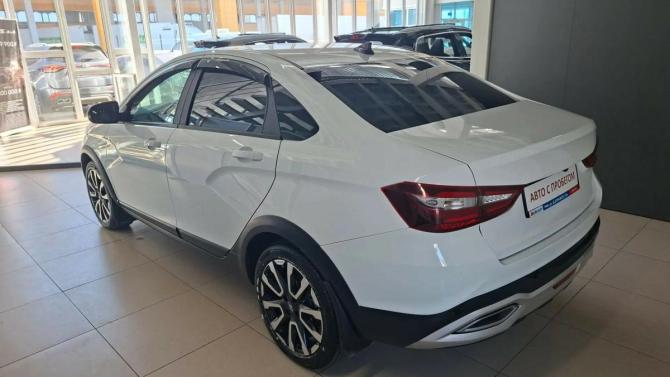 Lada (ВАЗ) Vesta I Рестайлинг (NG) с пробегом 2023 года, цена 1 334 000 рублей, 27900 км, седан, Автокод Объявления